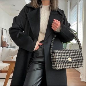 Uniqlo long black coat, as new. Size Medium